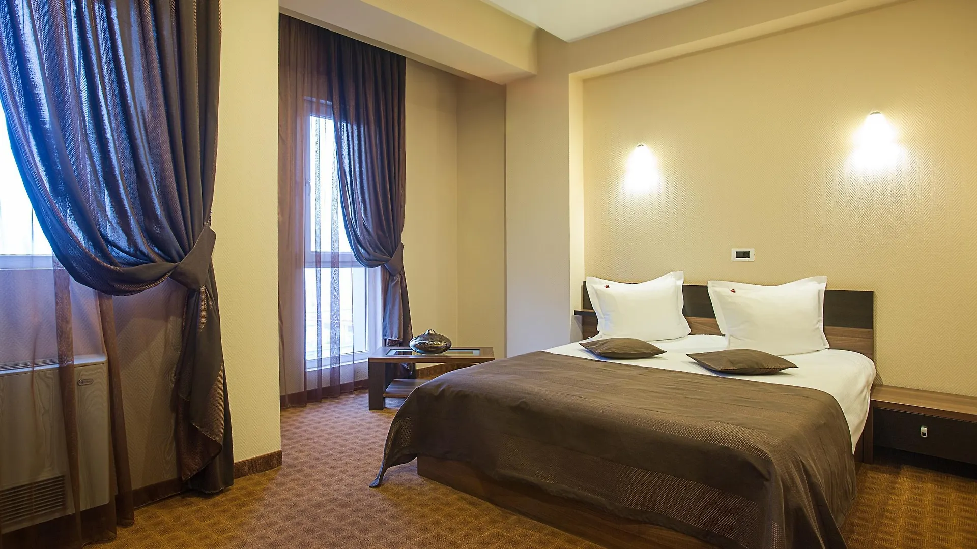 Inter Business Bucharest Hotell 4*,