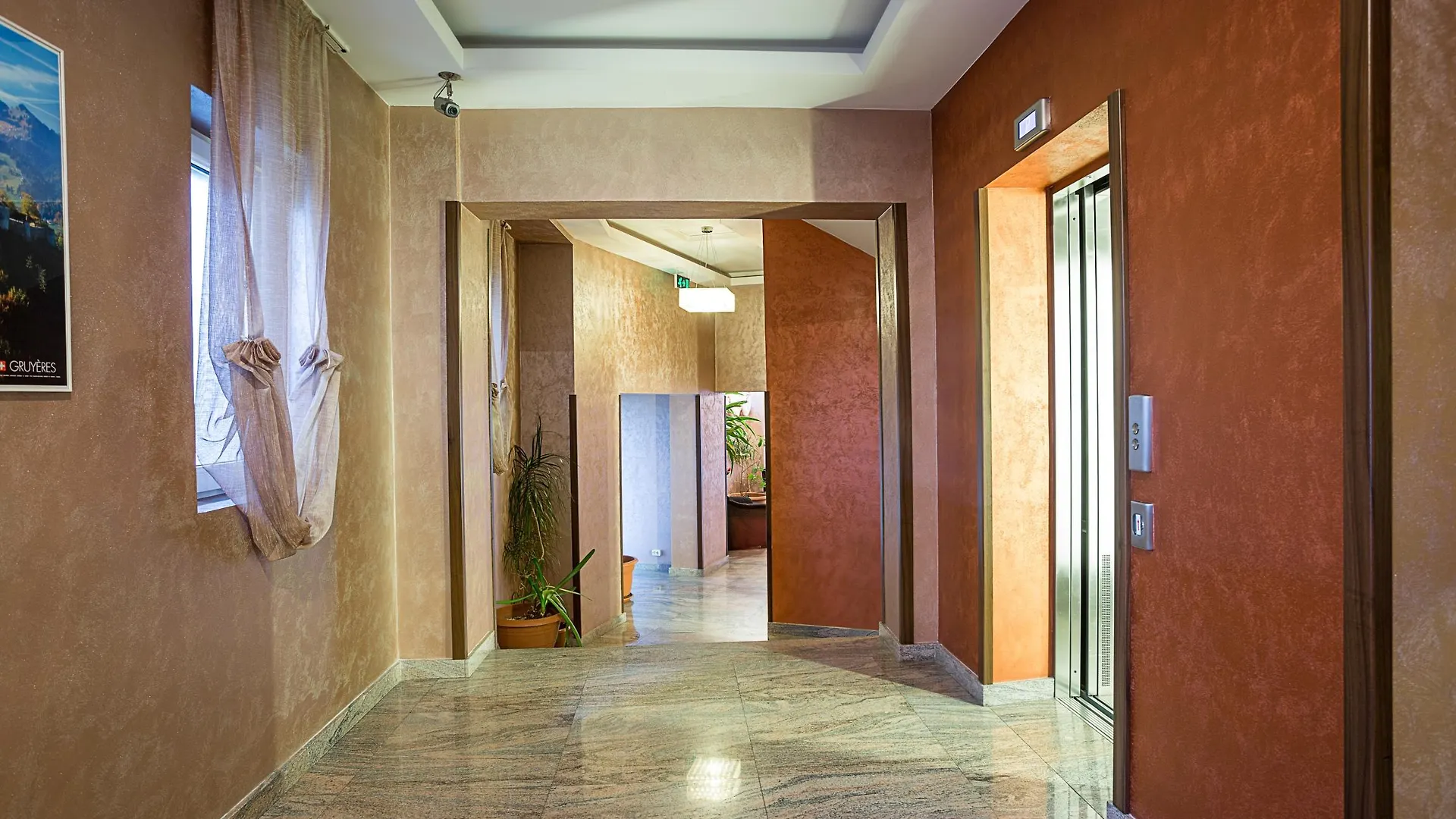 Inter Business Bucharest Hotel