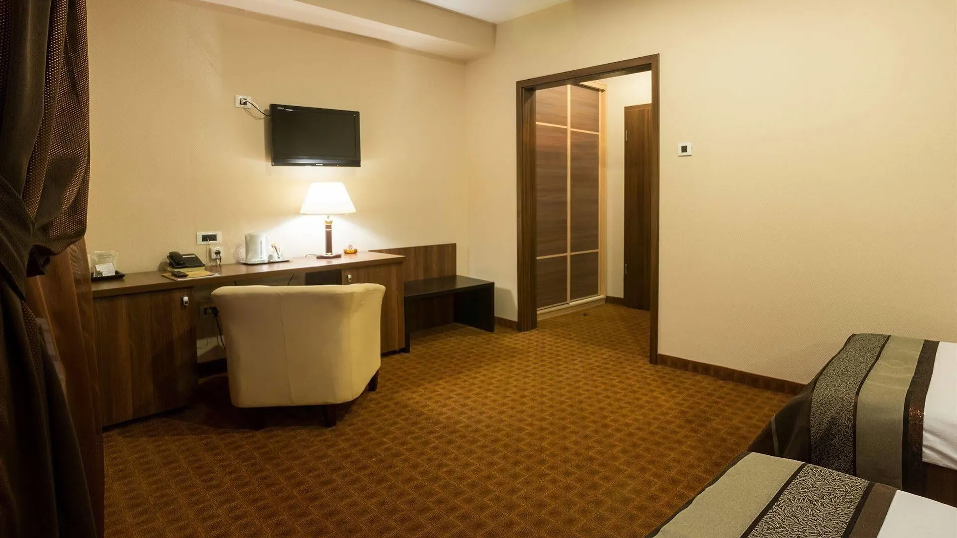 Inter Business Bucharest Hotel 4*,  Romania