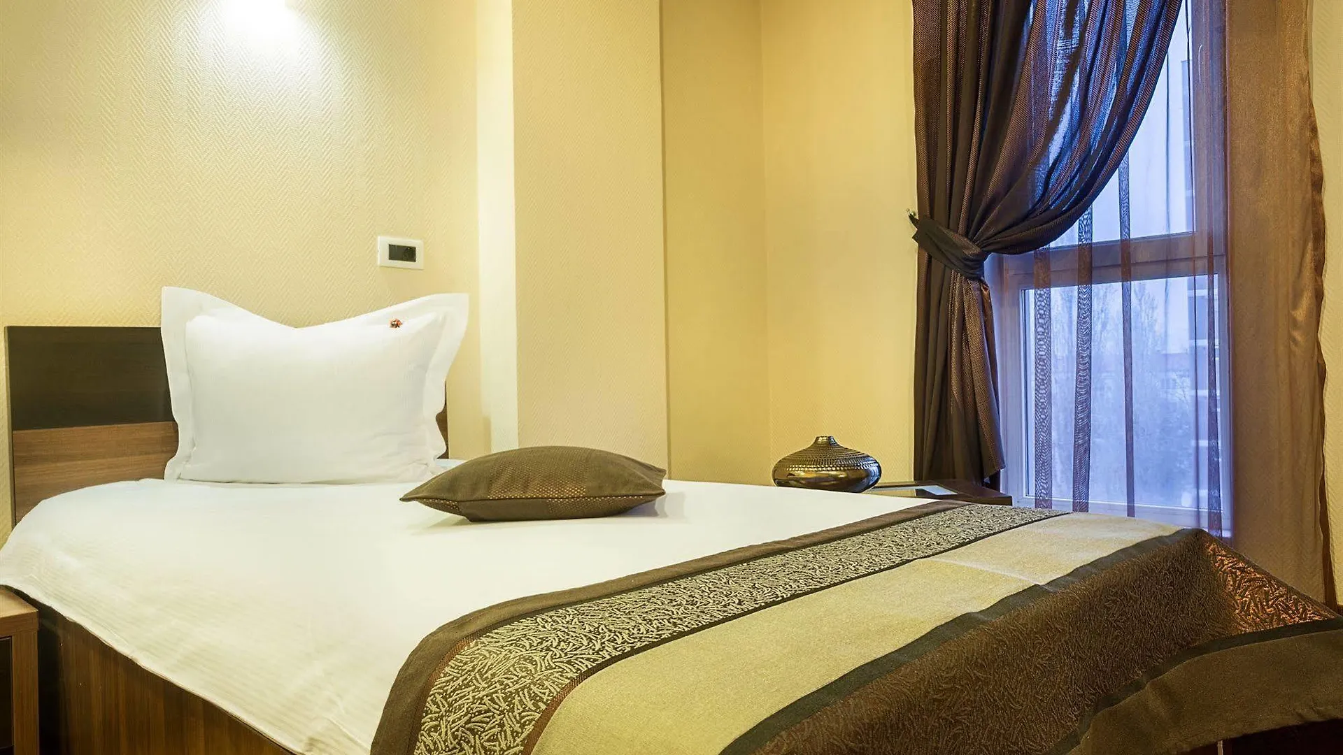 Inter Business Bucharest Hotel